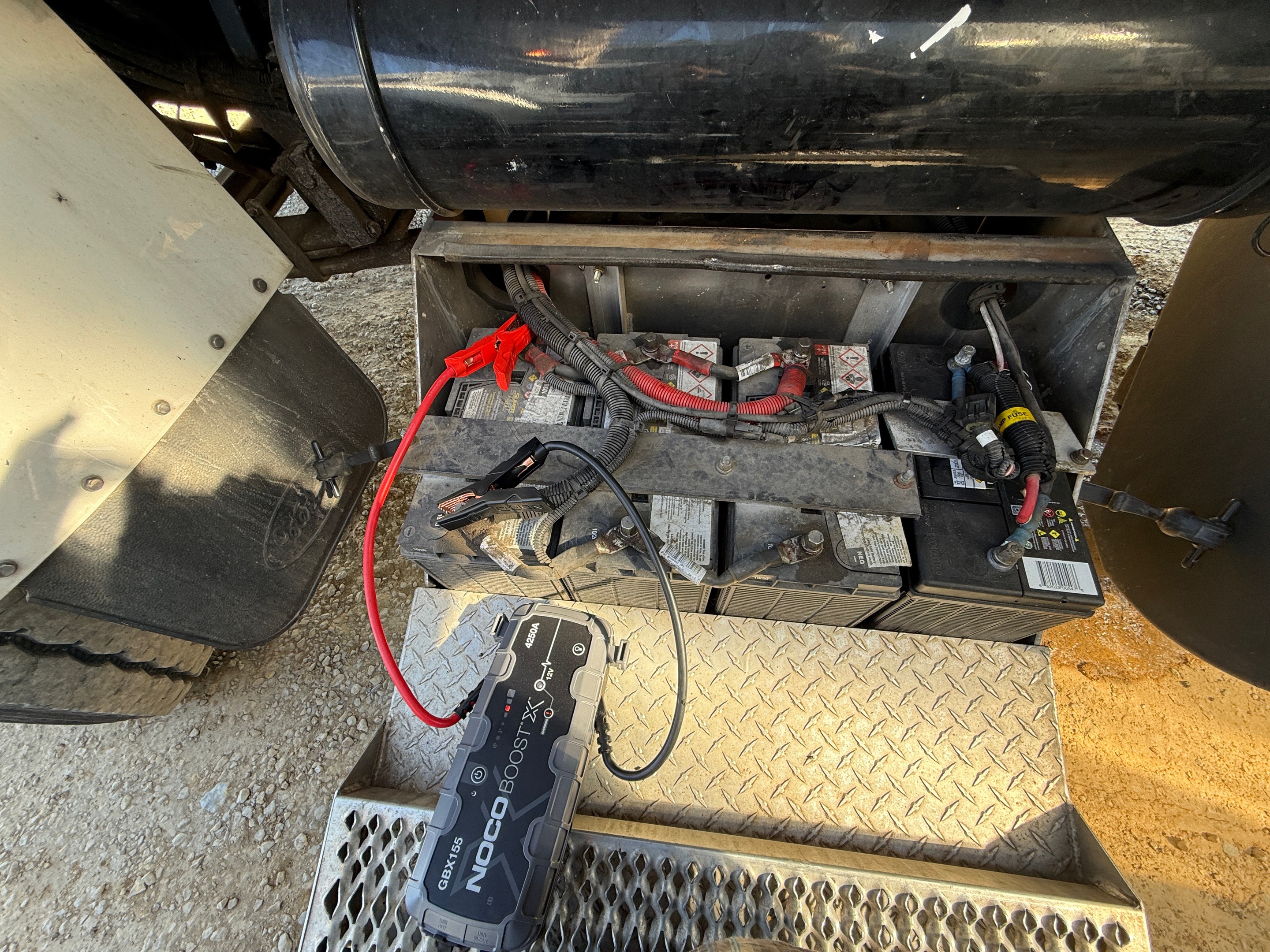 Semi Truck Jump Start Cullman, Al.