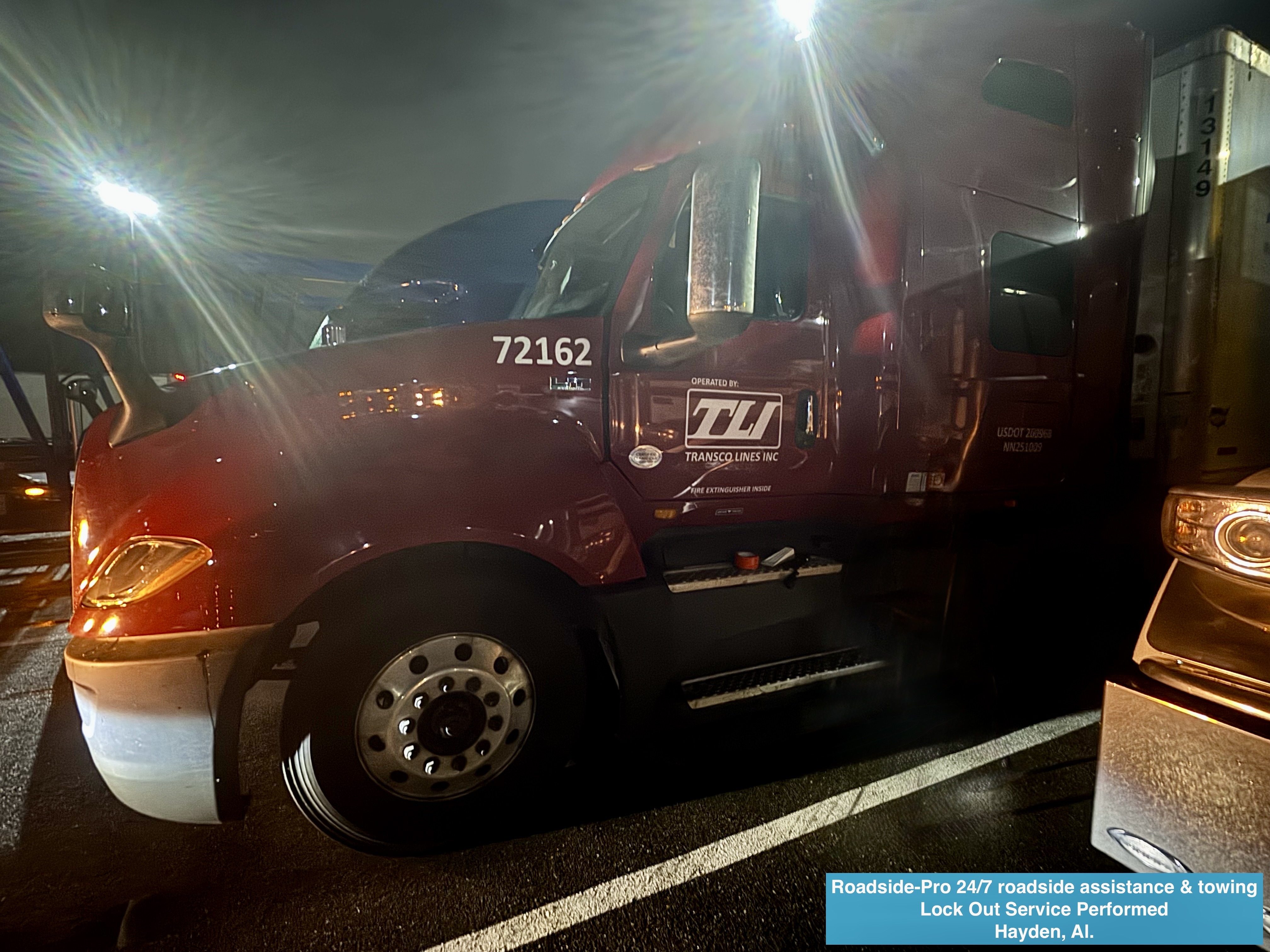Roadside-Pro 24/7 roadside assistance & towing performing a lock out